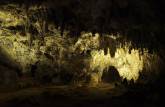 O belíssimo e enorme salão principal da caverna em Carlsbad Caverns National Park, no sul do Novo México, nos Estados Unidos